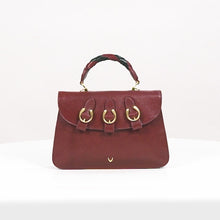 Load and play video in Gallery viewer, VINE 01 SLING BAG
