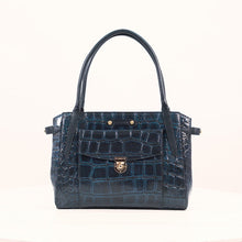 Load and play video in Gallery viewer, TINA TURNER 03  SHOULDER BAG
