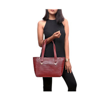 Load image into Gallery viewer, EE ISIS 01 TOTE BAG
