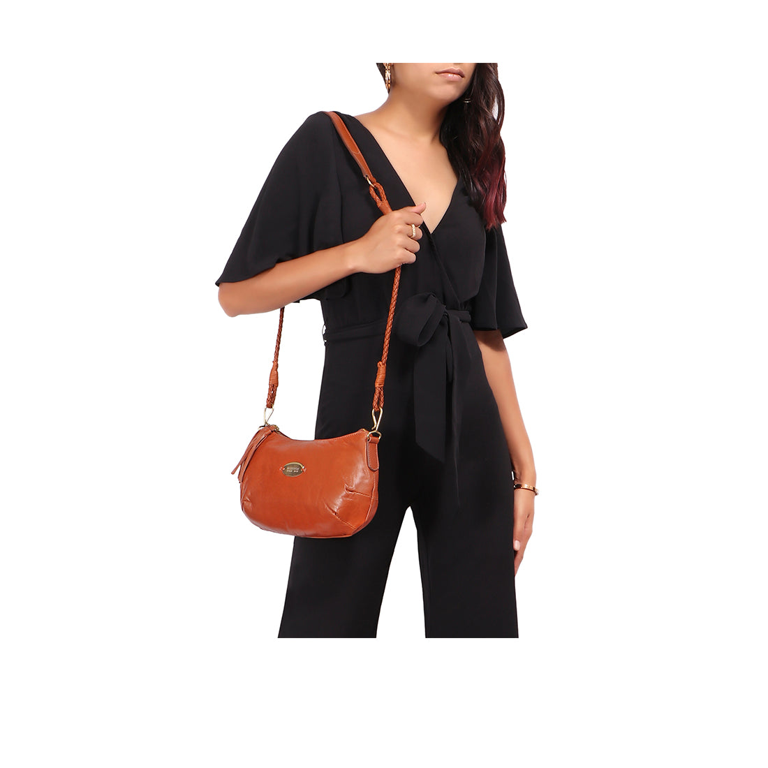 ACACIA 01 SLING BAG