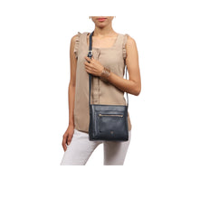 Load image into Gallery viewer, MAINE 04 CROSSBODY
