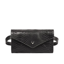 Load image into Gallery viewer, ALICIA 04 BELT BAG
