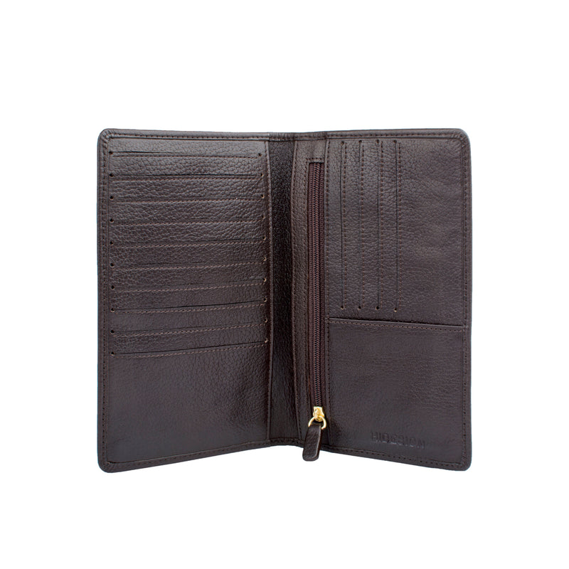 EE 031F-02 PASSPORT HOLDER