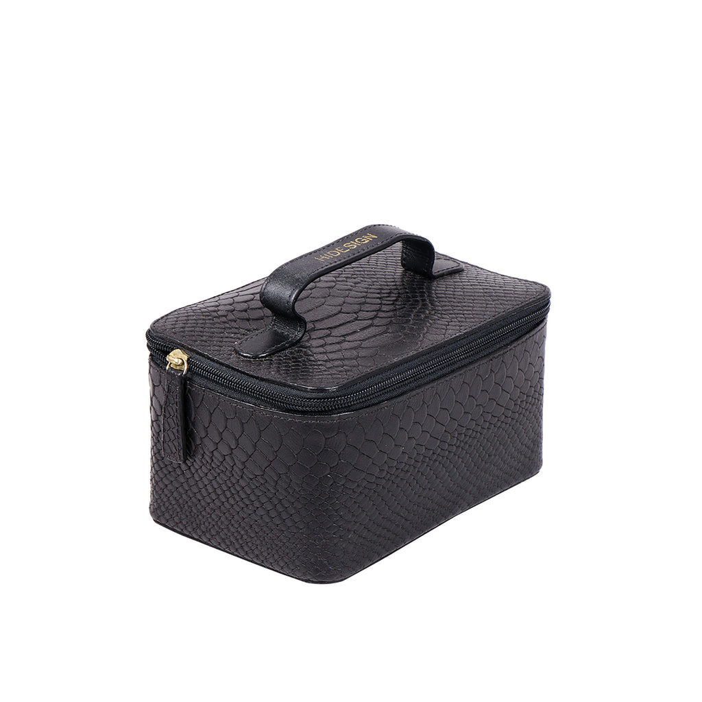 EVE 01 WASH BAG