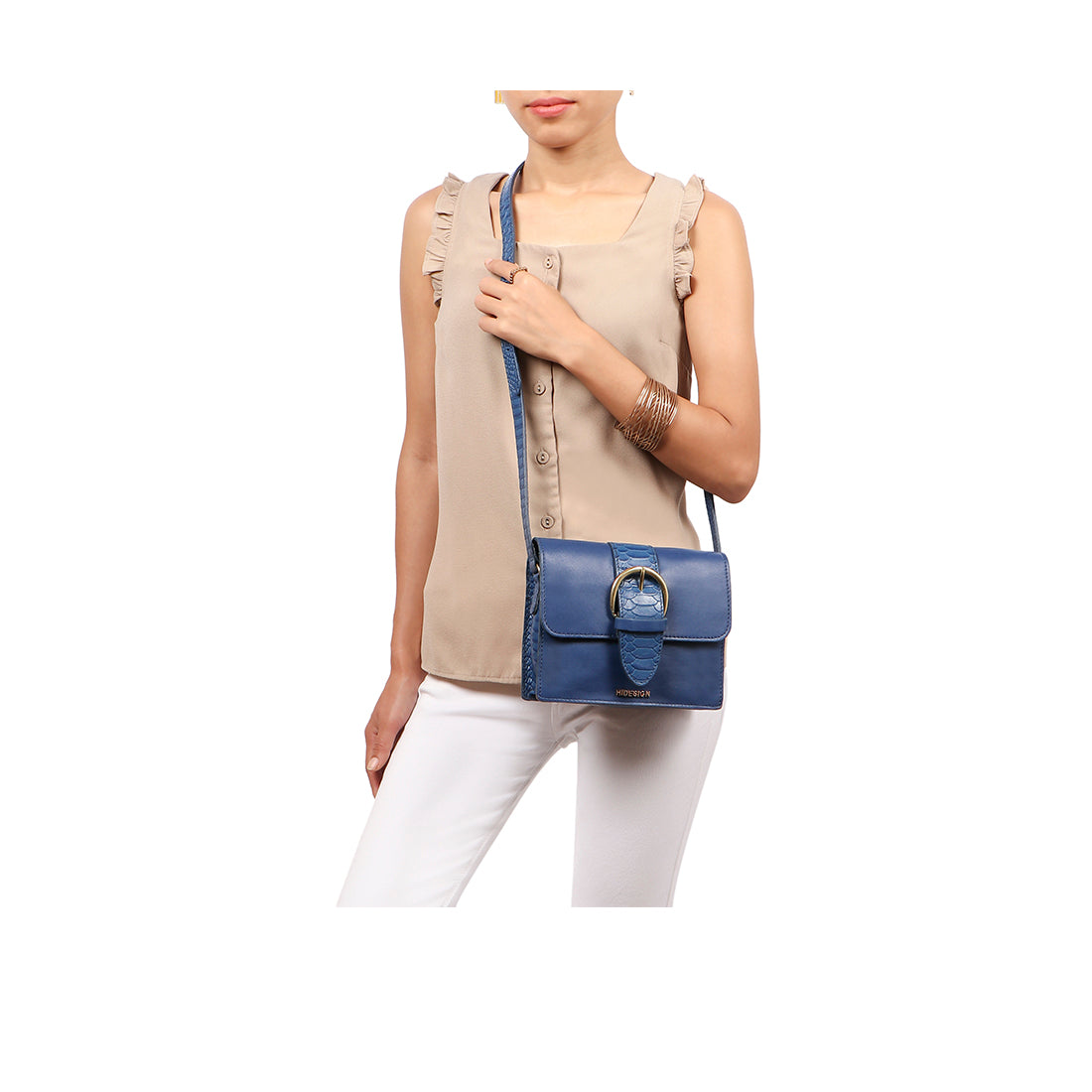 GWEN 02 SLING BAG