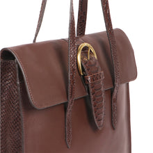 Load image into Gallery viewer, GWEN 04 SHOULDER BAG
