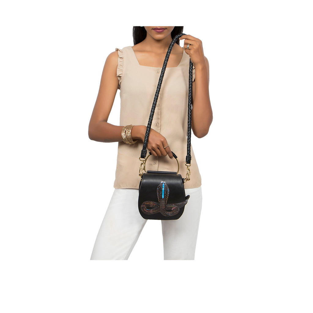 Buy Black Naia 03 Shoulder Bag Online - Hidesign