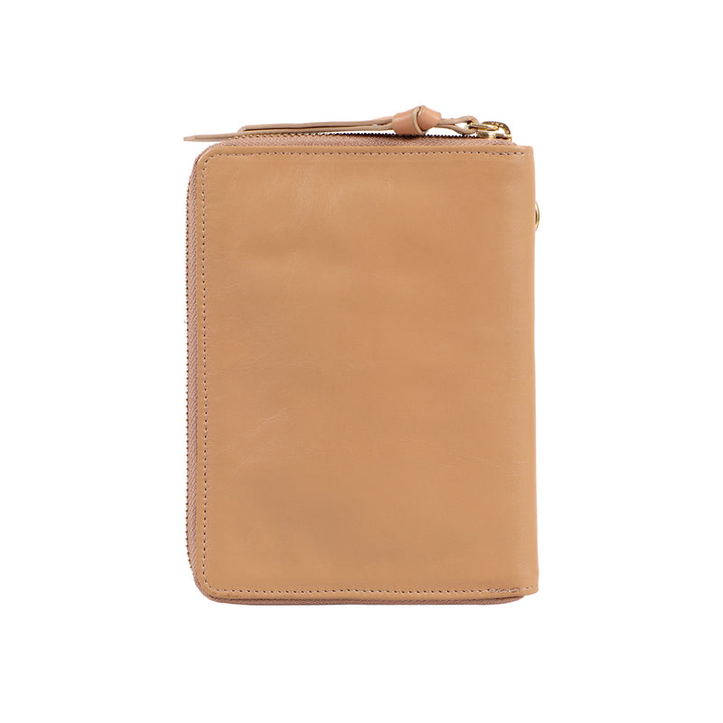 PIERRE PASSPORT HOLDER - Hidesign