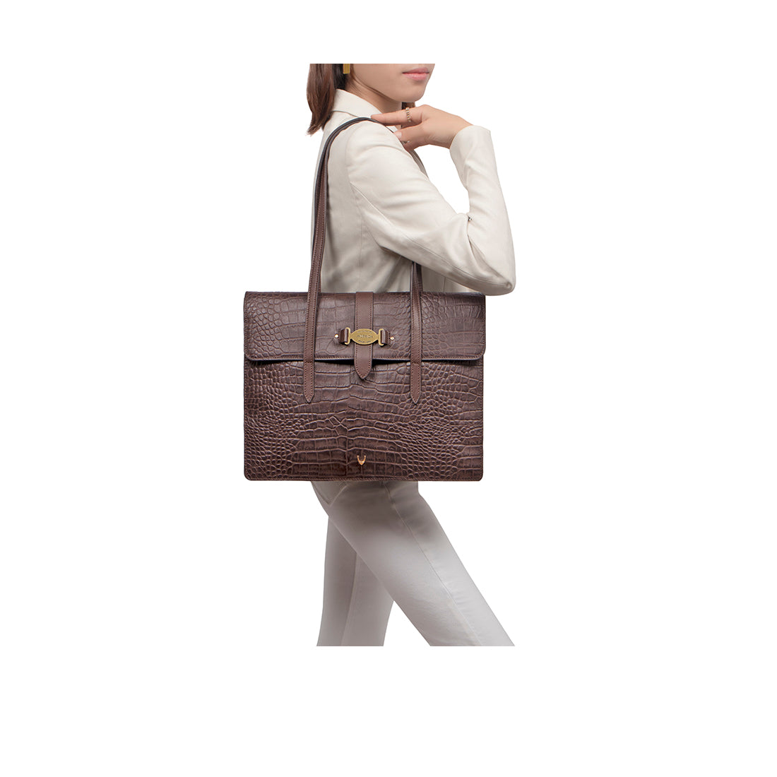 Buy Brown Santiago 06 Shoulder Bag Online Hidesign