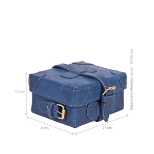 SMALL BOXY SLING BAG